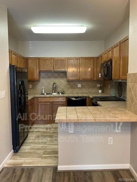 Foto del edificio - 3235 S Walden Ct