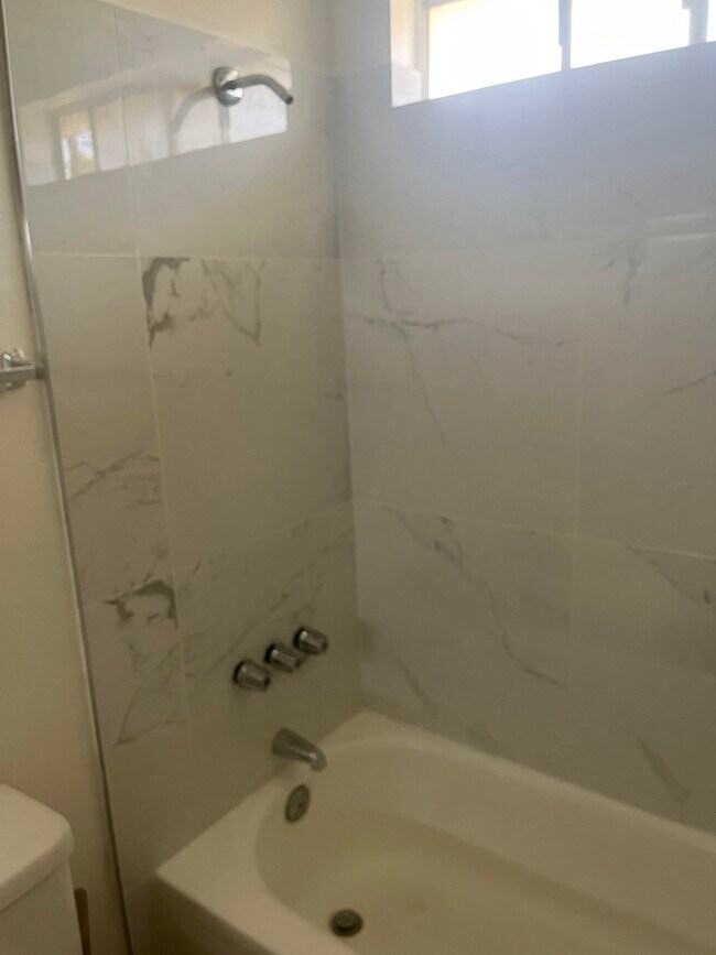 Building Photo - 3805 W Verdugo Ave