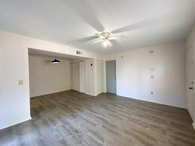 Foto del edificio - Campus Edge #201