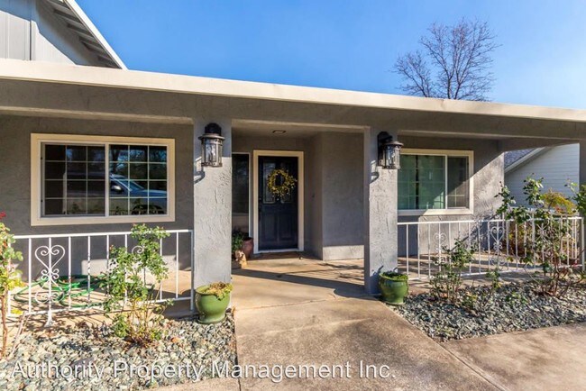 Foto del edificio - 9893 Hillview Dr