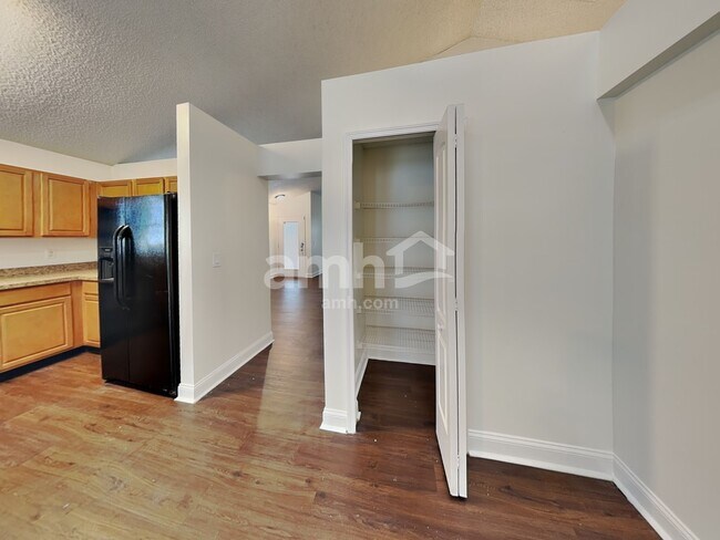 Foto del edificio - 11551 Oak Meadow Ln