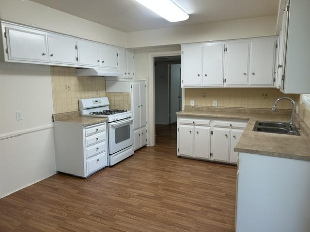 Building Photo - 40537 Mulberry Dr