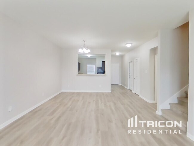 Foto del edificio - 6702 Rosenthal Pass