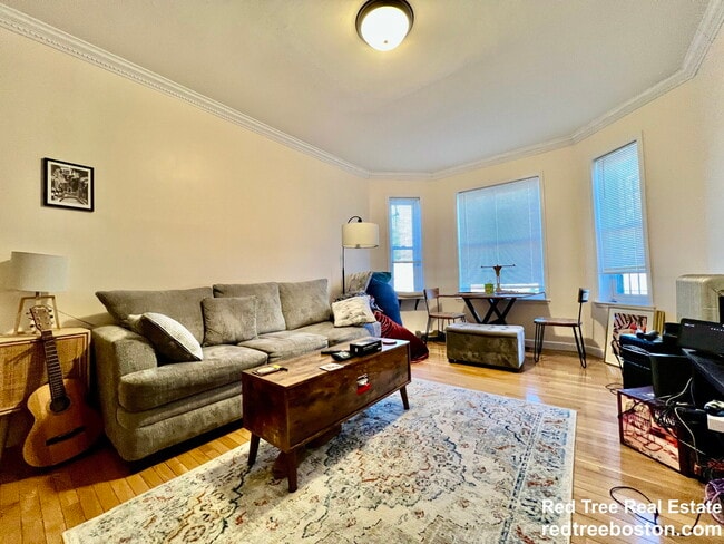 Photo - 1706 Commonwealth Ave Apartment