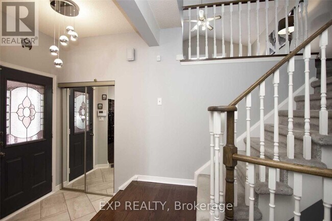 Photo du bâtiment - 1009 Meadowridge Crescent