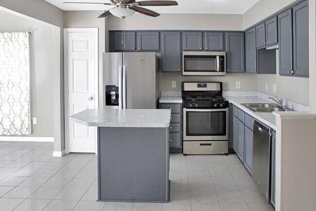 Foto del edificio - 12601 Willowview Pl