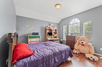 Building Photo - 1631 Mustang Crossing