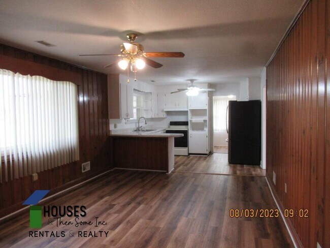 Foto del edificio - 206 Greenbriar Dr.