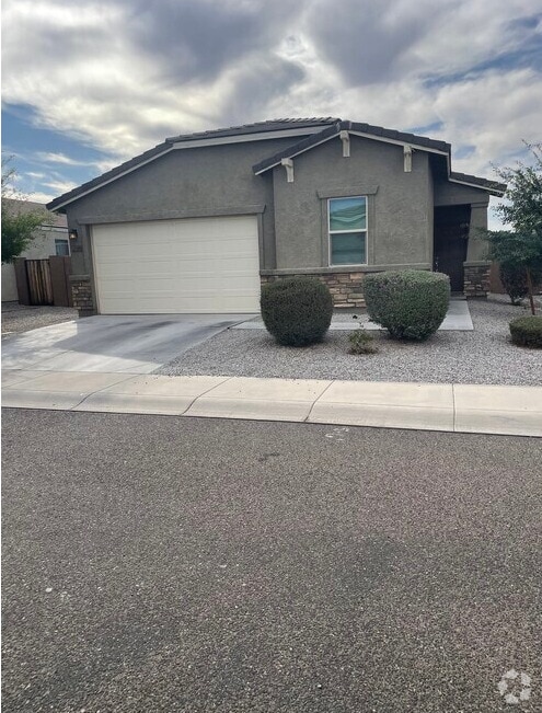 Building Photo - 2185 S 237th Dr