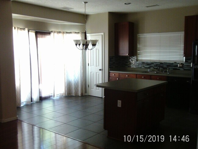 Building Photo - Coors and Rio Bravo Area!   (6 MONTH LEASE...