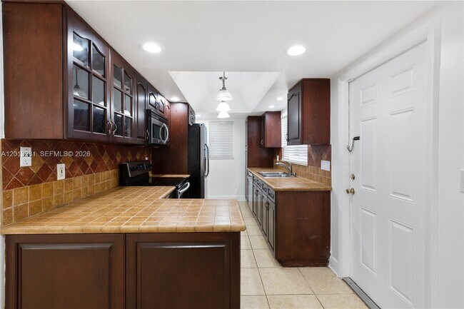 Foto del edificio - 5770 SW 55th St