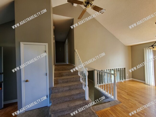Building Photo - Beautiful East Olathe Home-Available in JULY!!