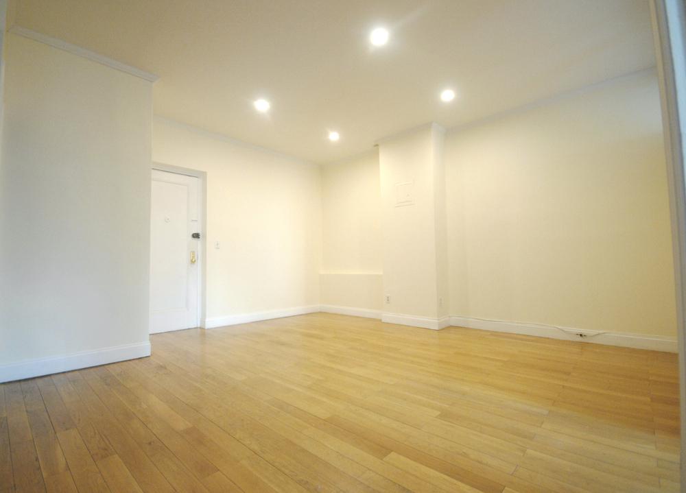 Foto principal - 55 E Houston St