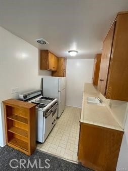 Building Photo - 1538 S New Ave