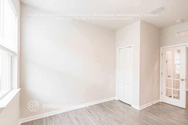 Foto del edificio - 12233 Blue Pacific Dr