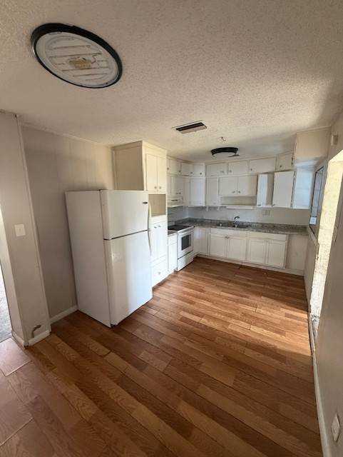 Foto del edificio - 1435 W King St