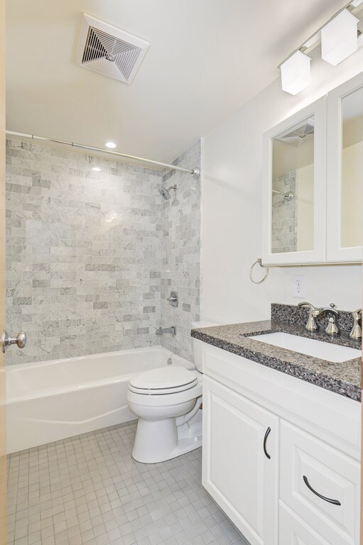 925 N 73rd St Unit 203, Seattle, WA 98103 Apartment for Rent in