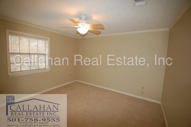 Building Photo - 4528 Somers Ave