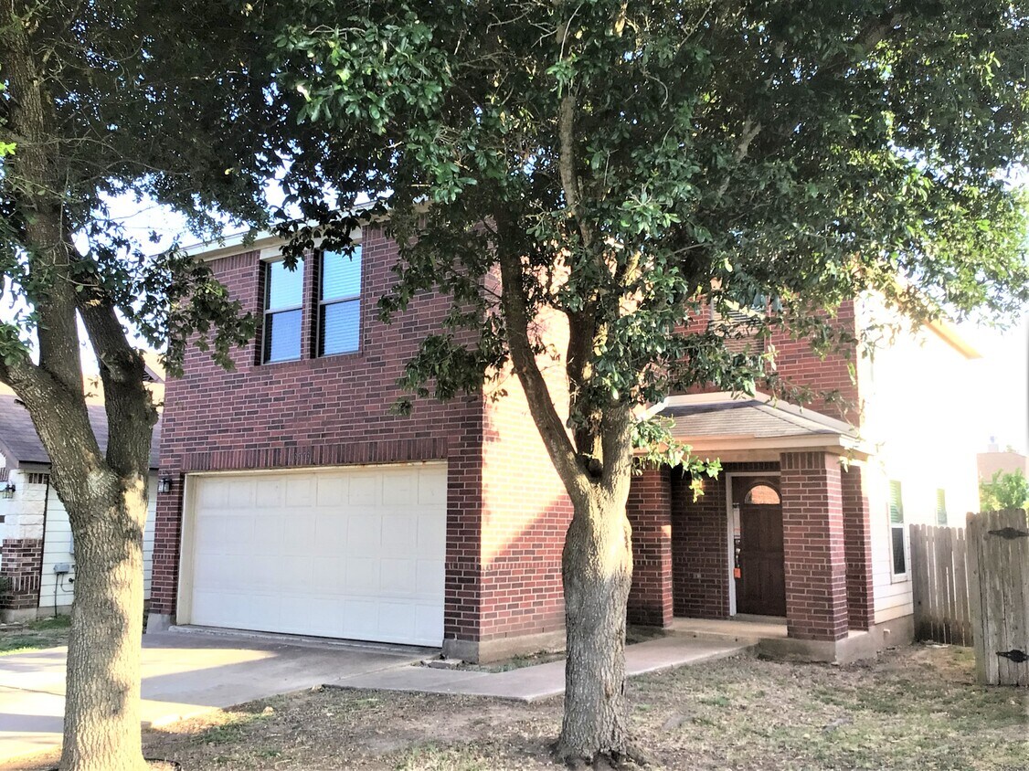 Primary Photo - 13513 Sea Biscuit Dr