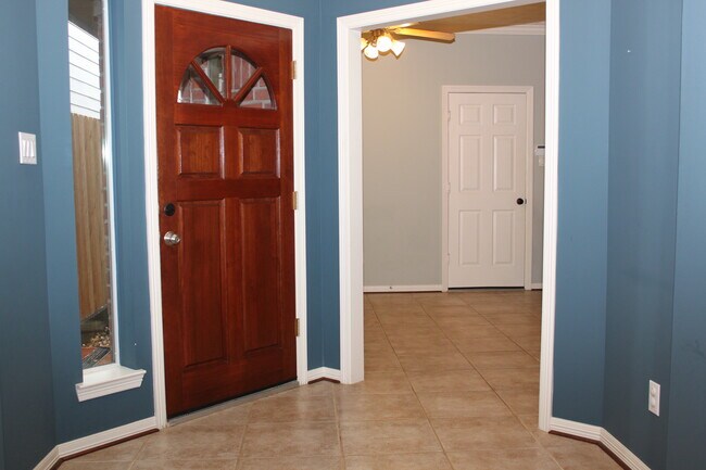 Front door view from living area - 5228 Larkin St