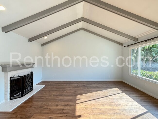 Building Photo - 14866 Del Diablo Ln