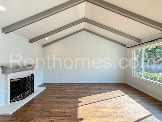 Foto del edificio - 14866 Del Diablo Ln