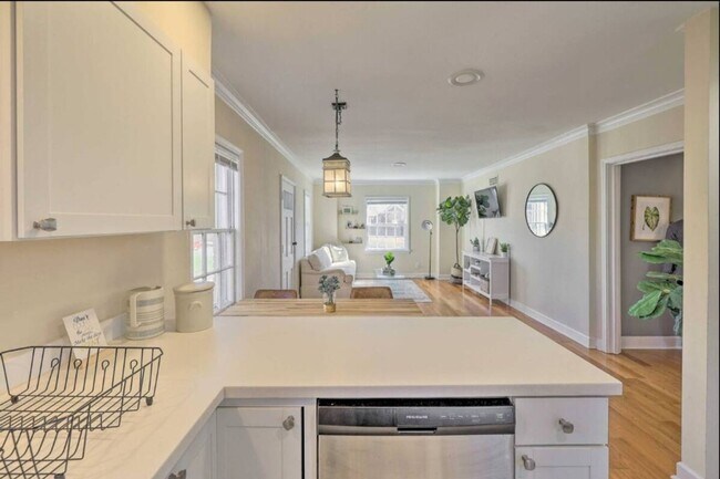 Foto del edificio - Charming 2BR House in Memphis