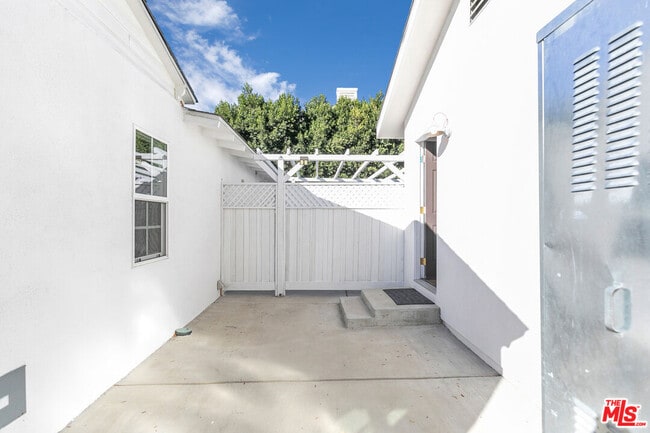 Foto del edificio - 5628 Buffalo Ave