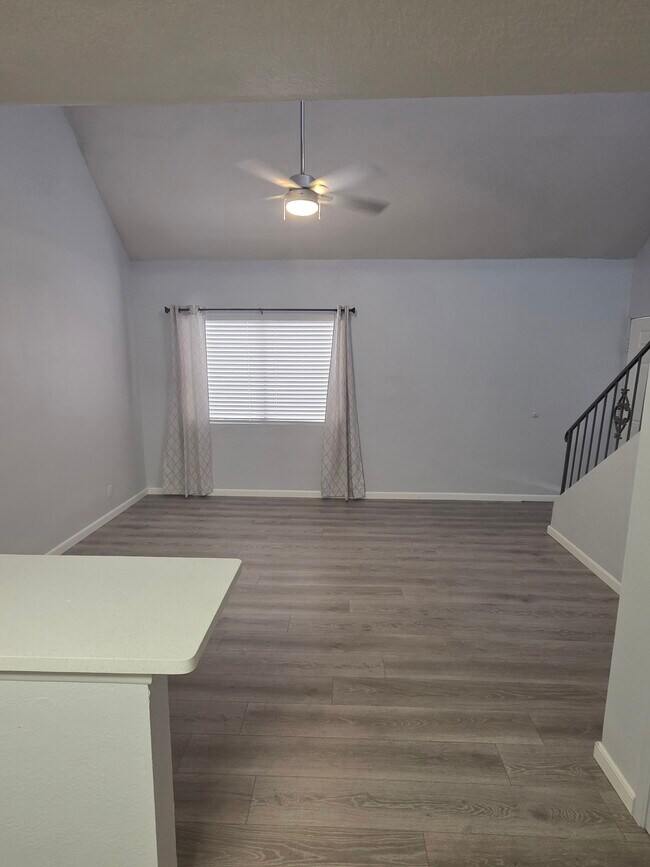 Foto del edificio - 5188 Greene Ln