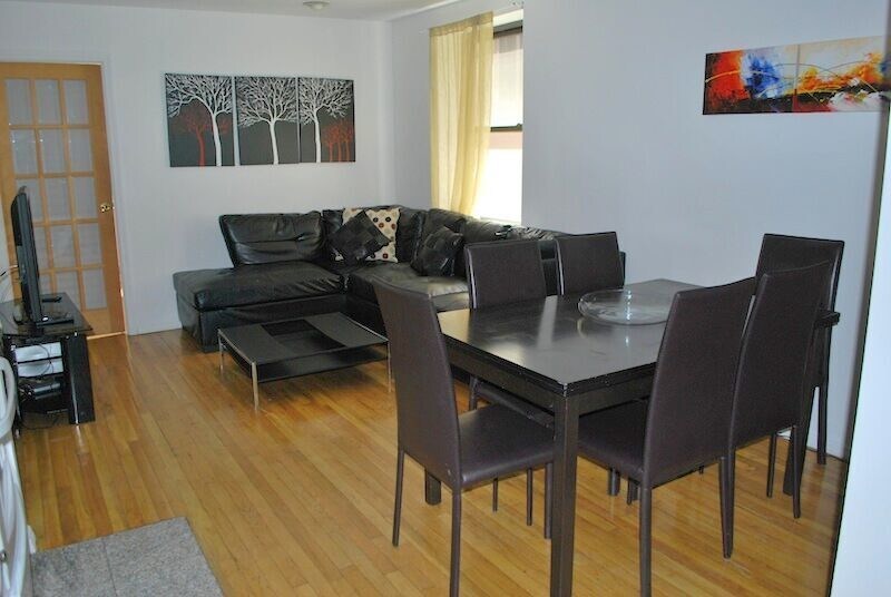 Foto principal - 626 10th Ave