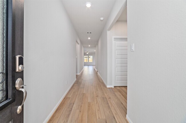 Foto del edificio - 21518 Carbone Ln