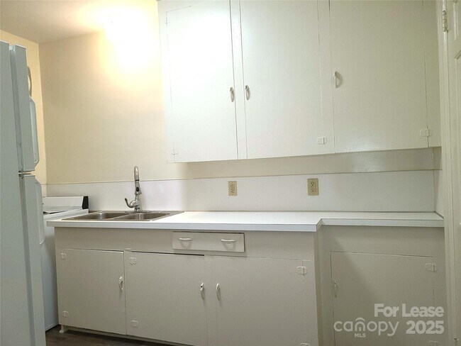 Foto del edificio - 522 Willoughby St