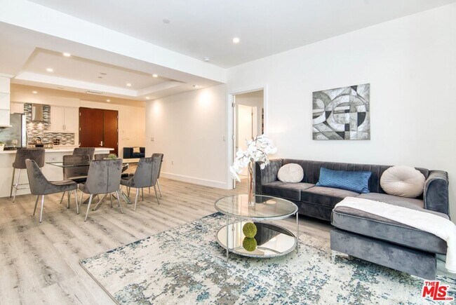 Foto del edificio - 1237 S Holt Ave