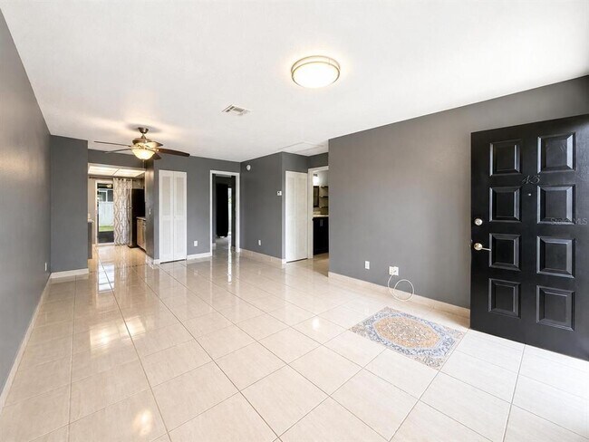 Building Photo - 43 Las Palmas Way