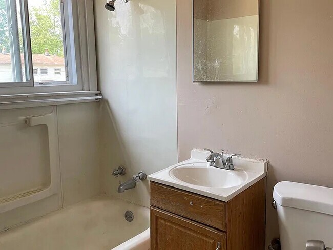 Foto del edificio - 32611 Montcalm St