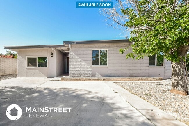 Building Photo - 1735 E Warren Pl