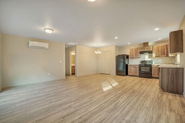 Foto del edificio - 2503 Ronan St