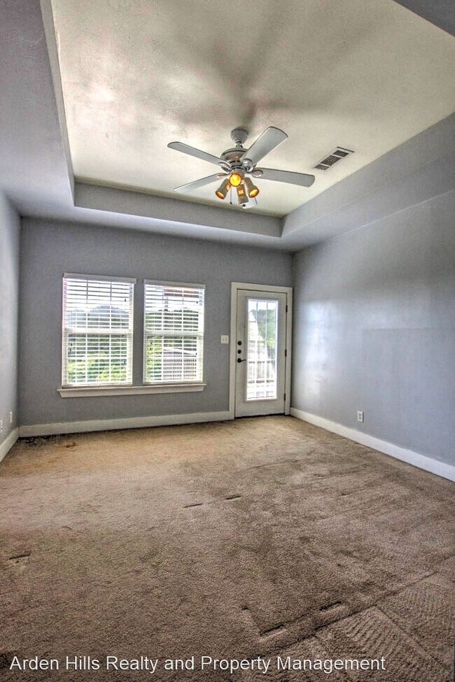 Building Photo - 3 br, 2 bath House - 482 Pleasant View Drive