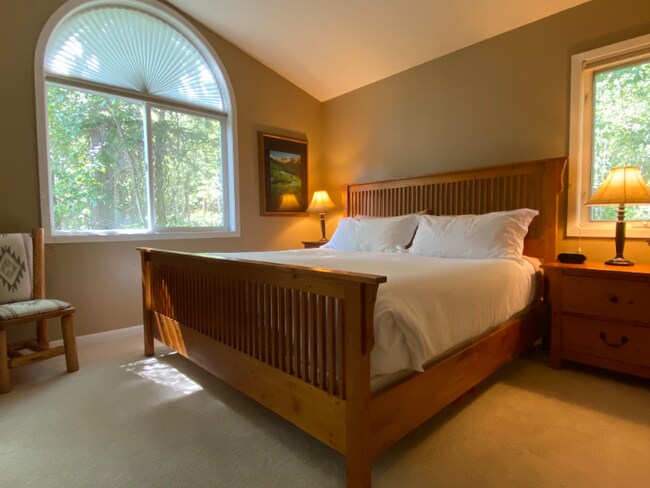 Foto del edificio - 1750 E Lakeshore Dr