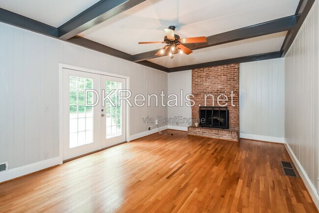 Foto del edificio - 1176 Hampton Hall Dr NE