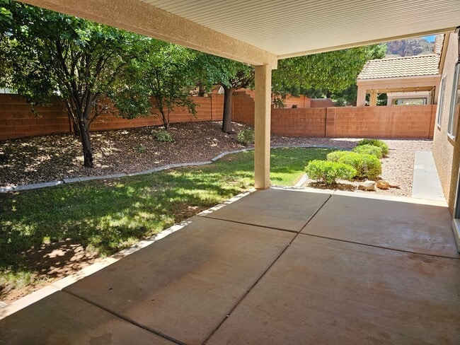 Building Photo - 2425 S 770 W