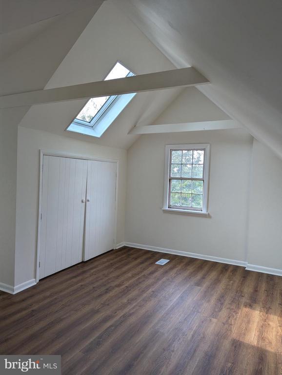 Building Photo - 2700 Dawson Ave