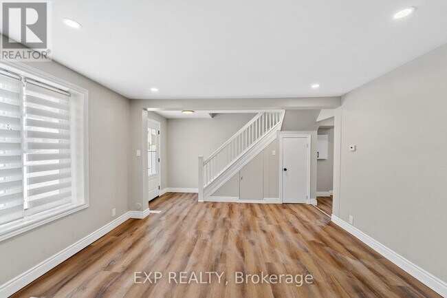 Photo du bâtiment - 81 St Charles St