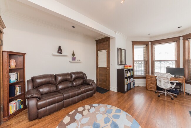 Foto del edificio - 3744 N Fremont St