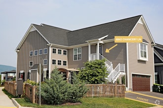 Building Photo - 6842 Chancery Ln