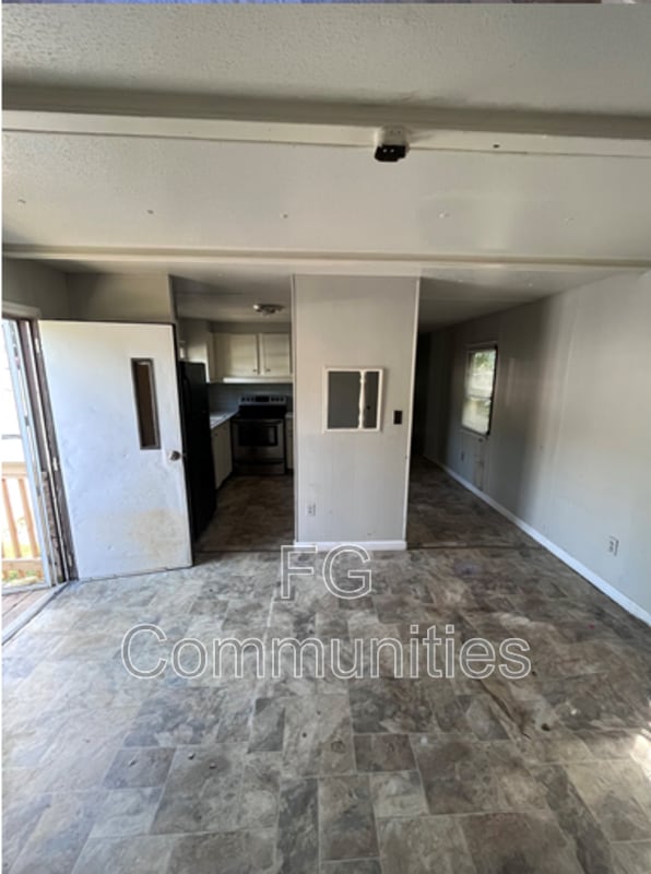 Photo - 188 Sides Meadow Dr House