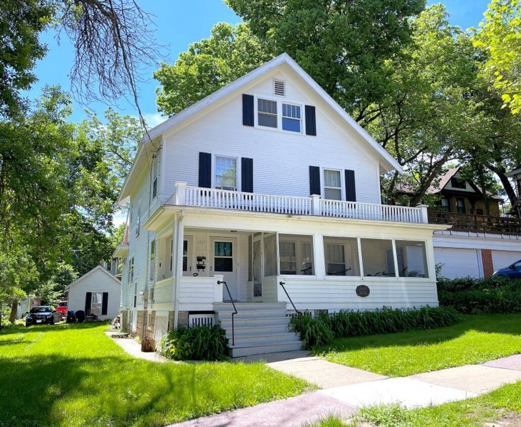 Primary Photo - 1715 Jefferson St.