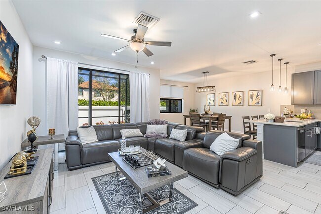 Foto del edificio - 7538 Rockefeller Dr