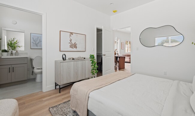 Foto del edificio - Showing Times: Every Tuesdays & Thursdays ...