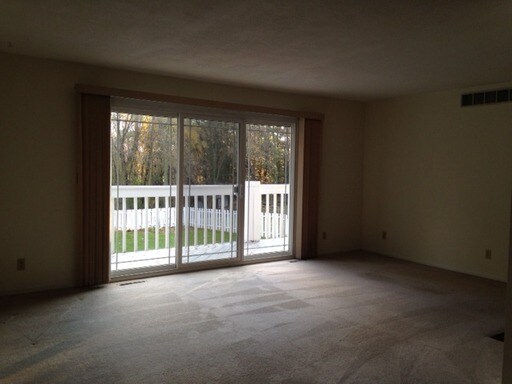 Building Photo - 404 Valley Forge Trl
